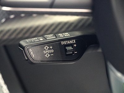 صورة 13 لـ 2024 AUDI SQ8