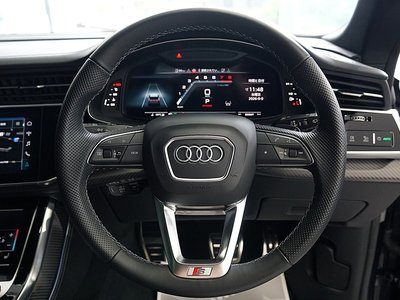 صورة 10 لـ 2024 AUDI SQ8