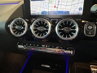 2024 Mercedes-BENZ GLA photo 13