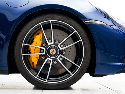 2020 Porsche 911 thumbnail 17