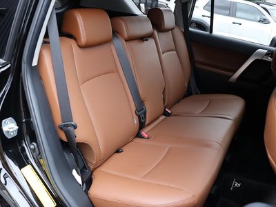 2021 Toyota LAND CRUISER PRADO thumbnail 29