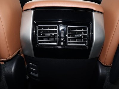 2021 Toyota LAND CRUISER PRADO thumbnail 17