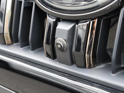 2021 Toyota LAND CRUISER PRADO photo 5