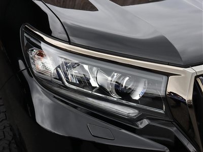 2021 Toyota LAND CRUISER PRADO photo 7