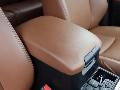 2021 Toyota LAND CRUISER PRADO thumbnail 23