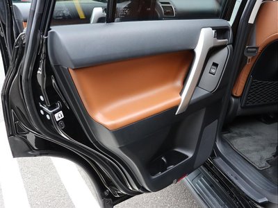 2021 Toyota LAND CRUISER PRADO thumbnail 40