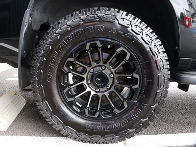 2021 Toyota LAND CRUISER PRADO photo 3