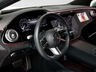 2022 Mercedes-BENZ EQS thumbnail 23