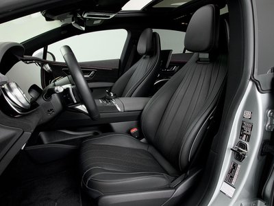 2022 Mercedes-BENZ EQS photo 2
