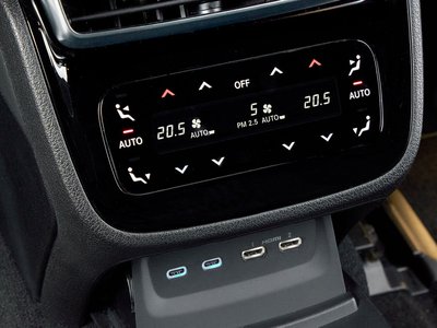 2022 Mercedes-BENZ EQS thumbnail 40