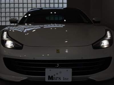 2019 Ferrari GTC4 LUSSO — фото 3