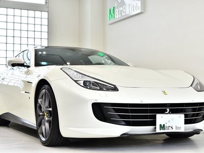2019 Ferrari GTC4 LUSSO — фото 1