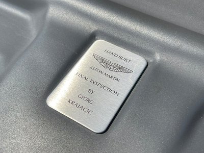 صورة 18 لـ 2012 Aston Martin RAPIDE