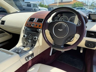 صورة 21 لـ 2012 Aston Martin RAPIDE