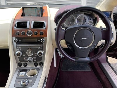 صورة 20 لـ 2012 Aston Martin RAPIDE