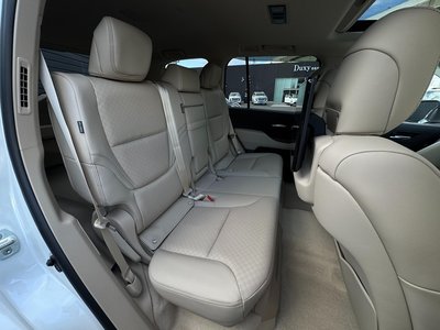 2025 Toyota LAND CRUISER 300 thumbnail 53