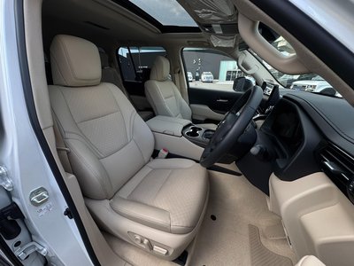 2025 Toyota LAND CRUISER 300 thumbnail 51