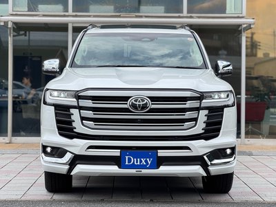 2025 Toyota LAND CRUISER 300 photo 15