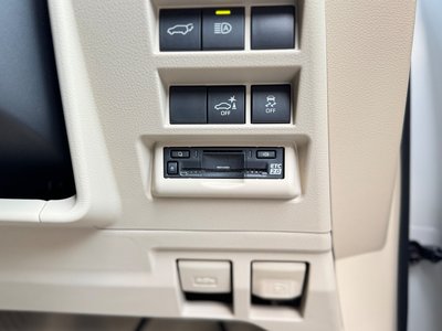 2025 Toyota LAND CRUISER 300 thumbnail 74