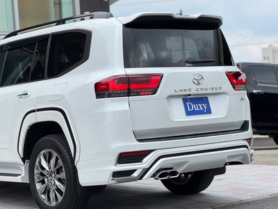 2025 Toyota LAND CRUISER 300 thumbnail 41