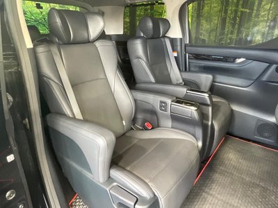 صورة 9 لـ 2023 Toyota ALPHARD