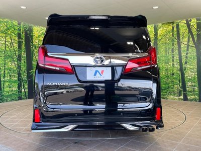 صورة 16 لـ 2023 Toyota ALPHARD
