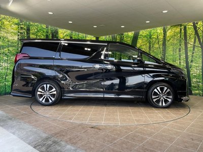 صورة 31 لـ 2023 Toyota ALPHARD
