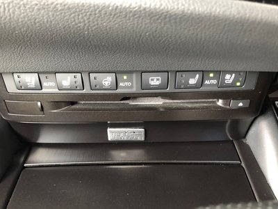 2021 Lexus ES thumbnail 21