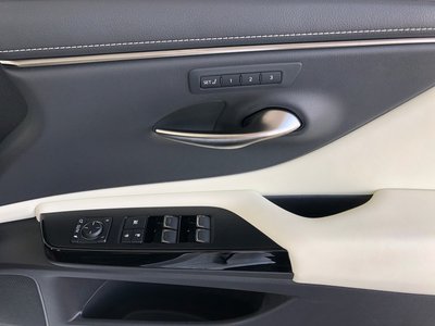 2021 Lexus ES thumbnail 41