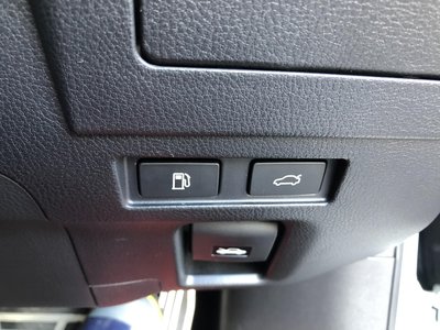 2021 Lexus ES thumbnail 33