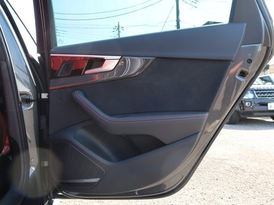 صورة 37 لـ 2021 AUDI S4 AVANT