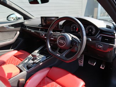 2021 AUDI S4 AVANT photo 6