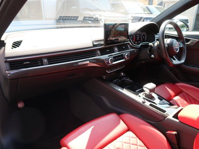 2021 AUDI S4 AVANT photo 4