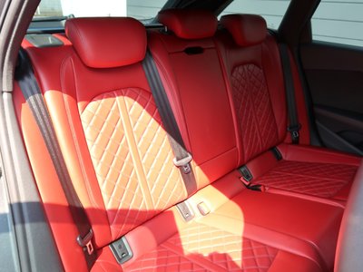 صورة 33 لـ 2021 AUDI S4 AVANT