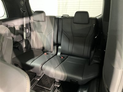 صورة 28 لـ 2023 Toyota ALPHARD