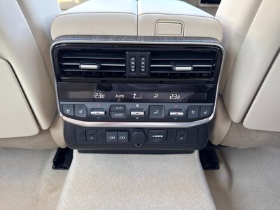 2025 Toyota LAND CRUISER 300 thumbnail 71