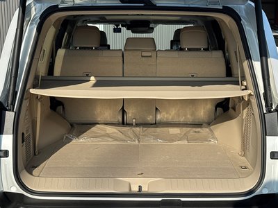 2025 Toyota LAND CRUISER 300 thumbnail 78