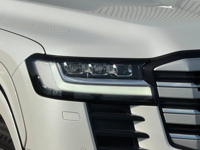 2025 Toyota LAND CRUISER 300 thumbnail 11