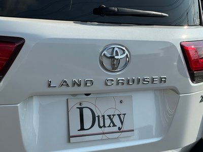 2025 Toyota LAND CRUISER 300 thumbnail 23
