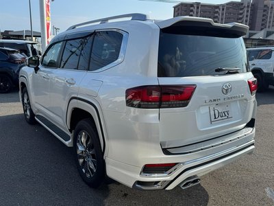 2025 Toyota LAND CRUISER 300 thumbnail 20