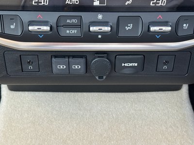 2025 Toyota LAND CRUISER 300 thumbnail 72