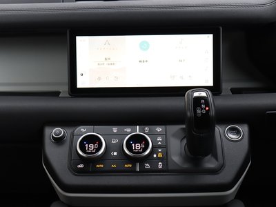 2022 LAND Rover DEFENDER photo 15