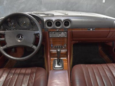 صورة مصغرة 24 لـ 1983 Mercedes-BENZ SL