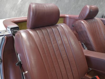 صورة مصغرة 29 لـ 1983 Mercedes-BENZ SL
