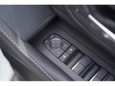 صورة 98 لـ 2024 Toyota VELLFIRE