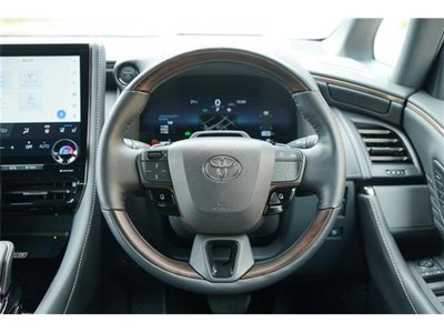 صورة 51 لـ 2024 Toyota VELLFIRE