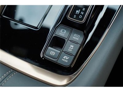 صورة 71 لـ 2024 Toyota VELLFIRE