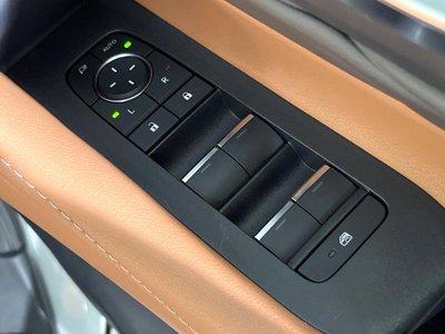 2025 Toyota VELLFIRE thumbnail 28
