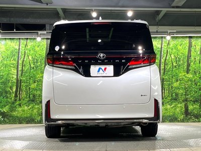 2025 Toyota VELLFIRE photo 16