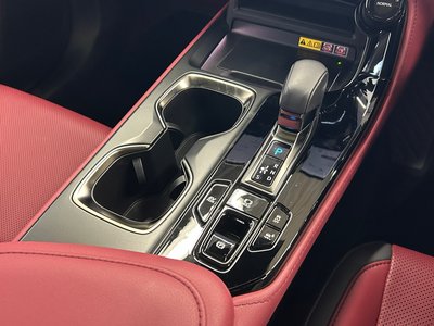 2024 Lexus NX thumbnail 24